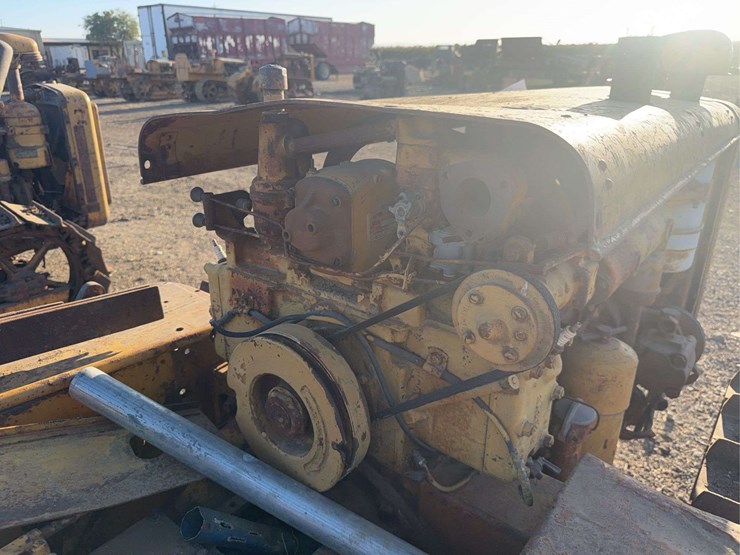 caterpillar-d2-image-30