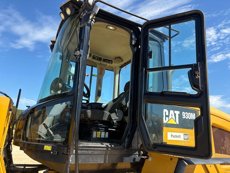2018-caterpillar-930-r/t-wheeled-loader-(5,129-hours)-image-10