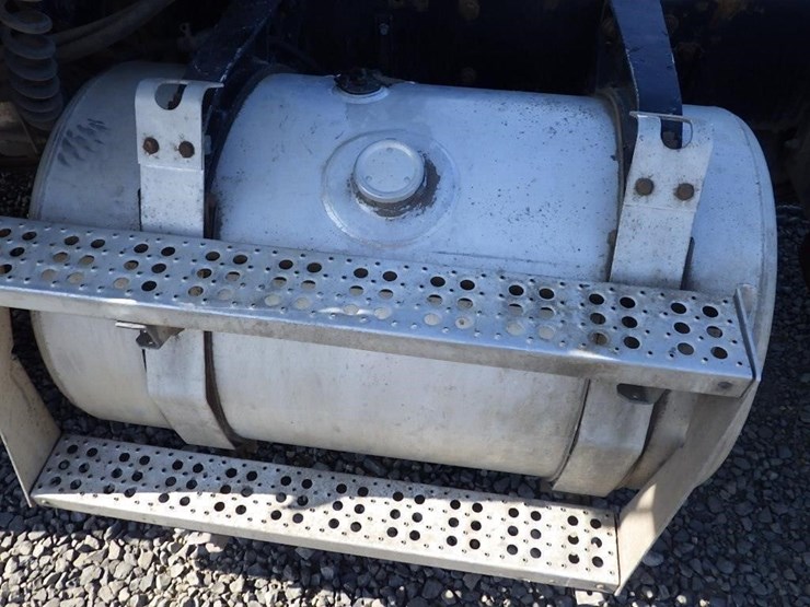 1991-freightliner-fla086-24'-3-axle-cab-&-chassis-image-18