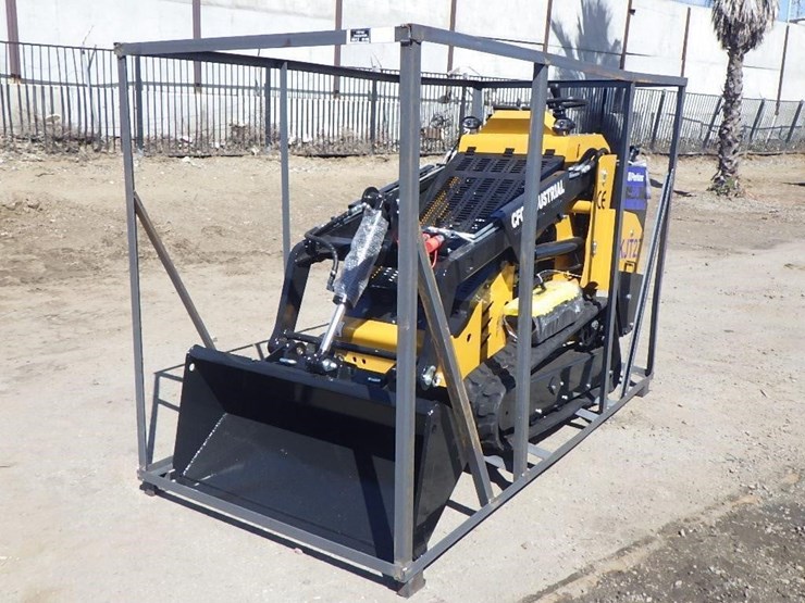 2026-cfg-kjt27-skid-steer-loader-image-1