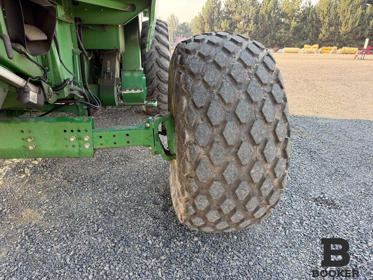 2012-john-deere-s670-combine-image-71