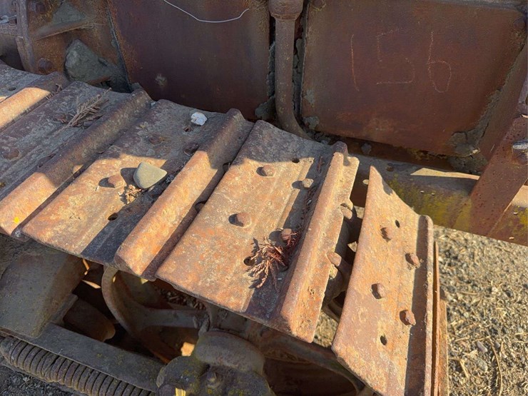 caterpillar-thirty-image-5