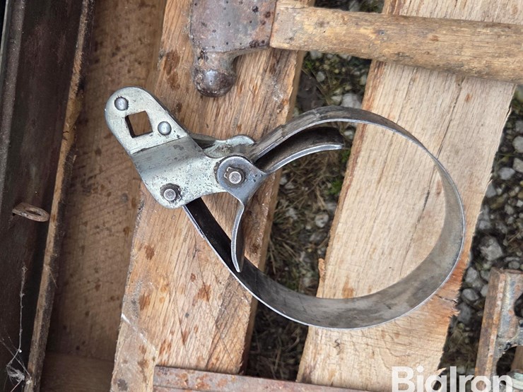 pallet-of-misc-tools-image-18