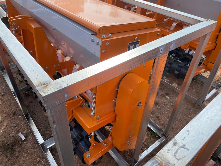 #4070-•-landhonor-no-till-seed-drill-for-tractor-and-skid-steer-attachment-image-2