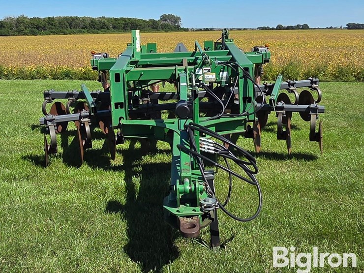 2010-john-deere-2700-mulch-ripper-image-2