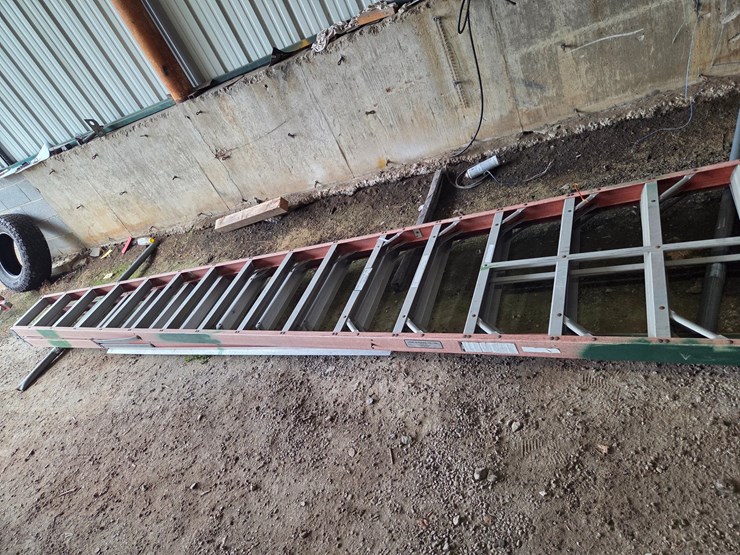 #20-•-16-ft-"a"-ladder-image-2