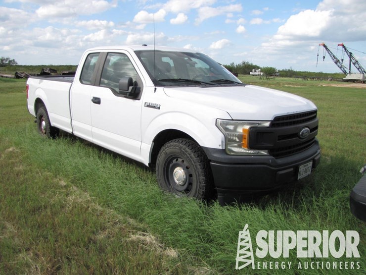 2020-ford-f-150-xl-extended-cab-pickup-image-2