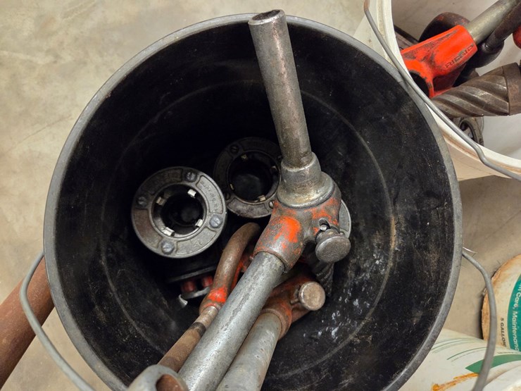 #48-•-pipe-threader-/-reamer-/-cutter-&-inserts-image-2