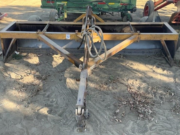 towner-12'-drag-box-scraper-image-1