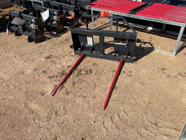 #4105-•-landhonor-skid-steer-bale-spear-attachment-image-1