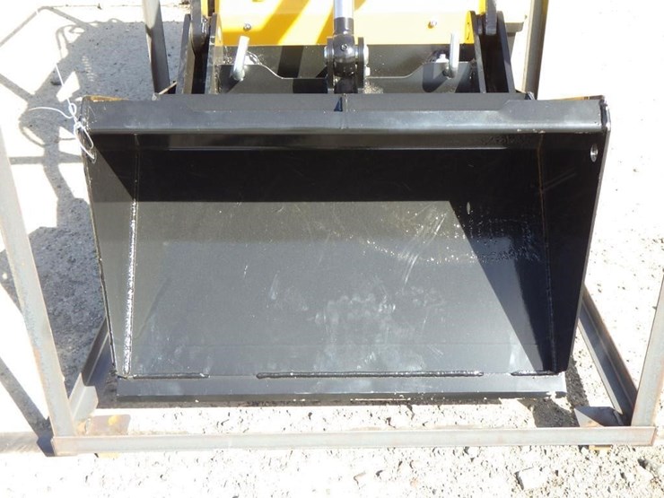 2026-agt-mx-crt23-skid-steer-loader-image-5