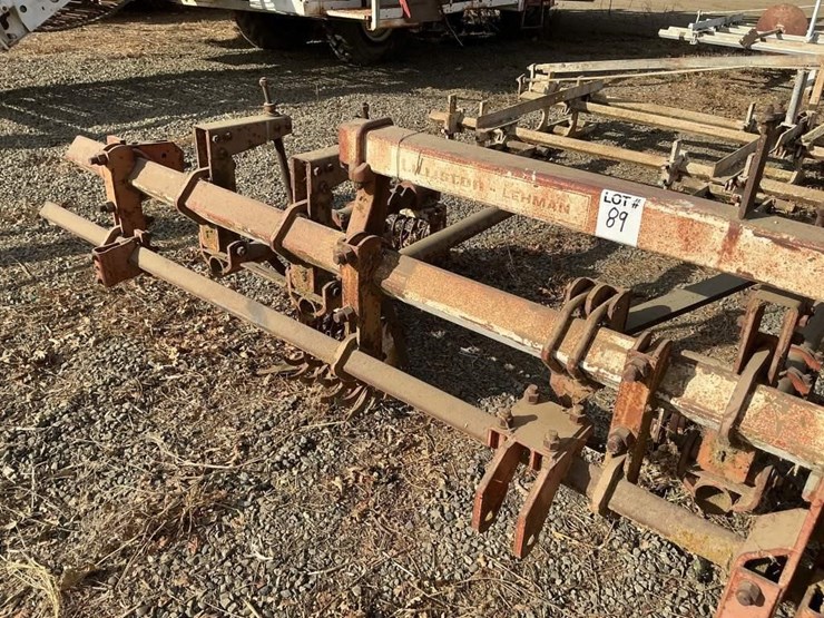 lilliston-3-pt-3-row-60"-rolling-cultivator-image-6