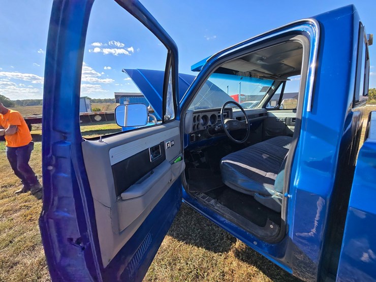 #25276-•-1986-gmc-k2500-pickup-truck-image-30