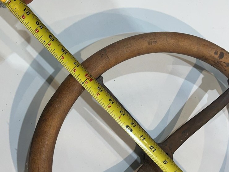 wooden-steering-wheel-image-9