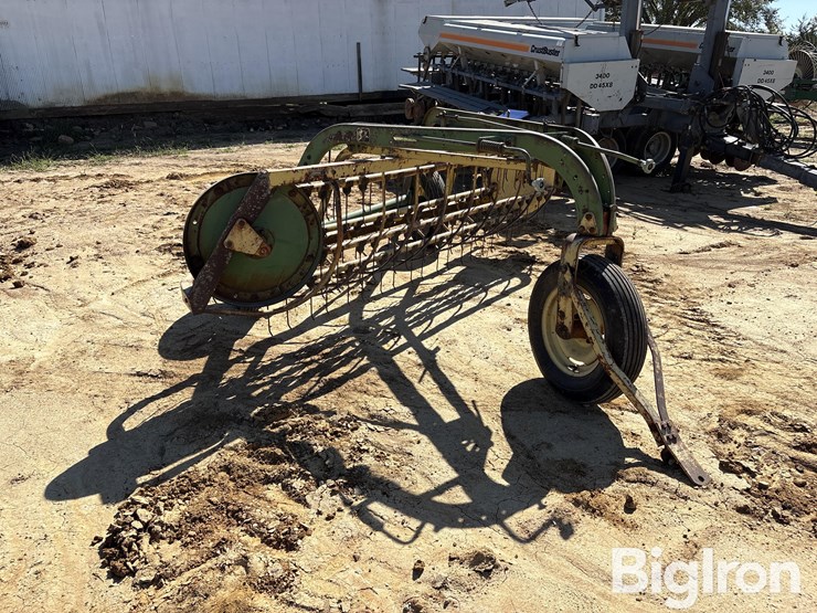 john-deere-660-rake-image-3