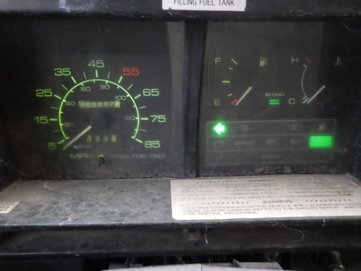 1994-isuzu-npr-image-37