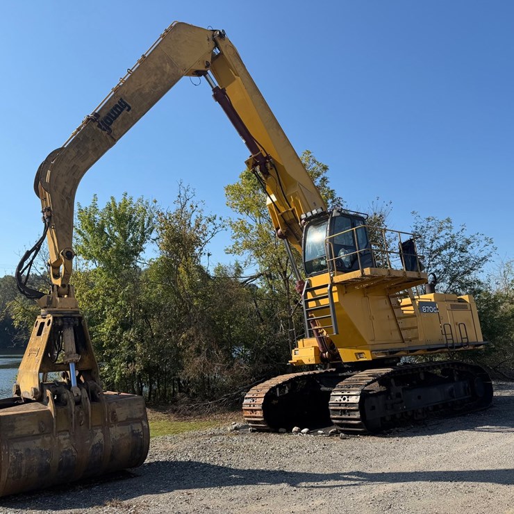#4098 • 2015 John Deere 870G LC Excavator