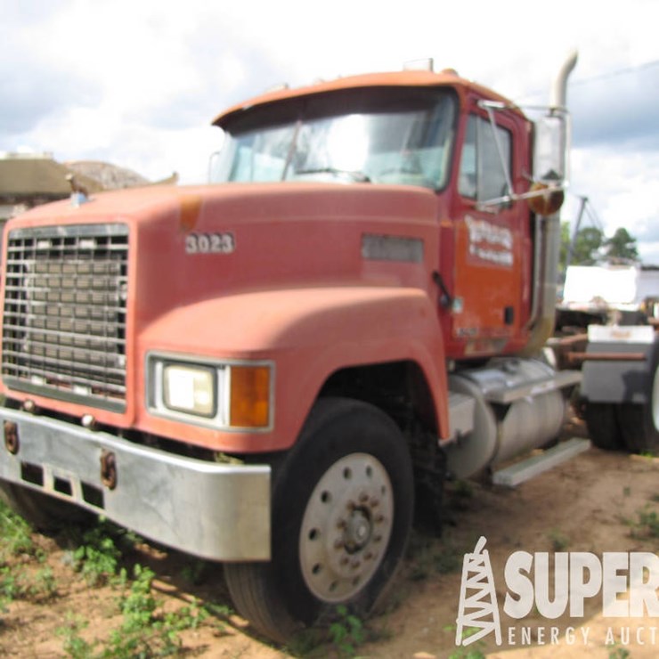 1996 MACK CH613 T/A Day Cab Haul Truck