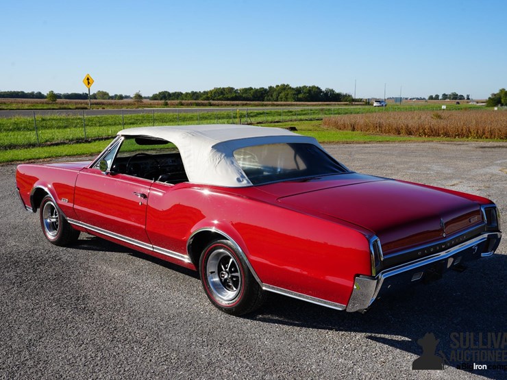 run-#85---1967-oldsmobile-442-convertible-image-11