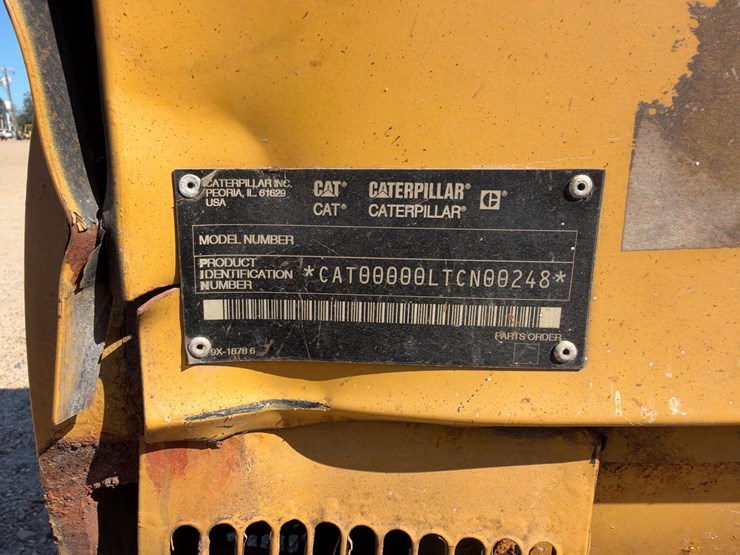 #46908-•-2003-caterpillar-3054t-image-5