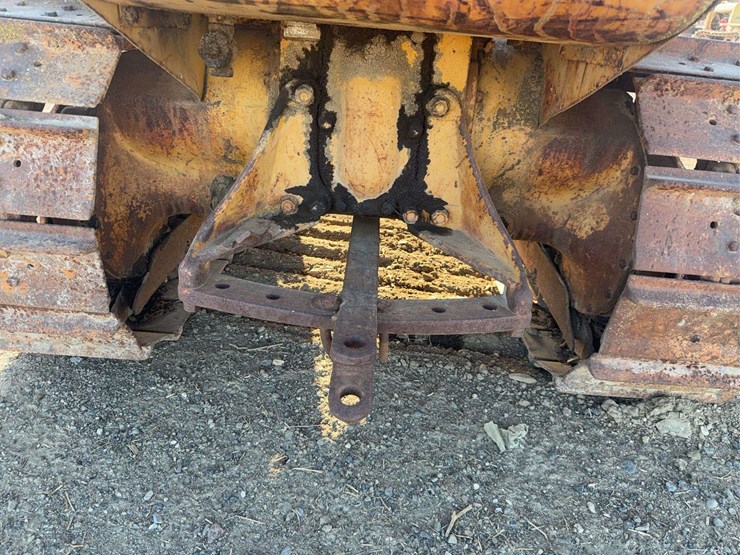caterpillar-d2-image-26