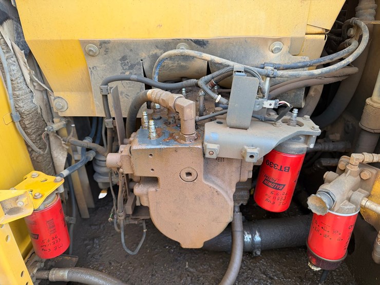 #4089-•-2014-komatsu-pc210-lc-excavator-image-41