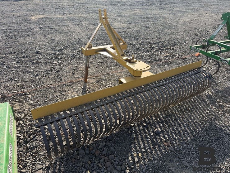 king-kutter-tyr-84-yk-7'-yard-rake-image-3