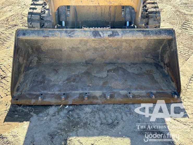 2017-caterpillar-259d-image-10