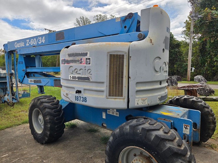 #10-•-genie-lift-boom-4x4-/-3952-hours-/-model:-z60/34-image-1