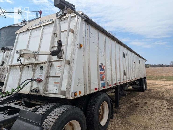 2014-merritt-grain-hopper-image-1