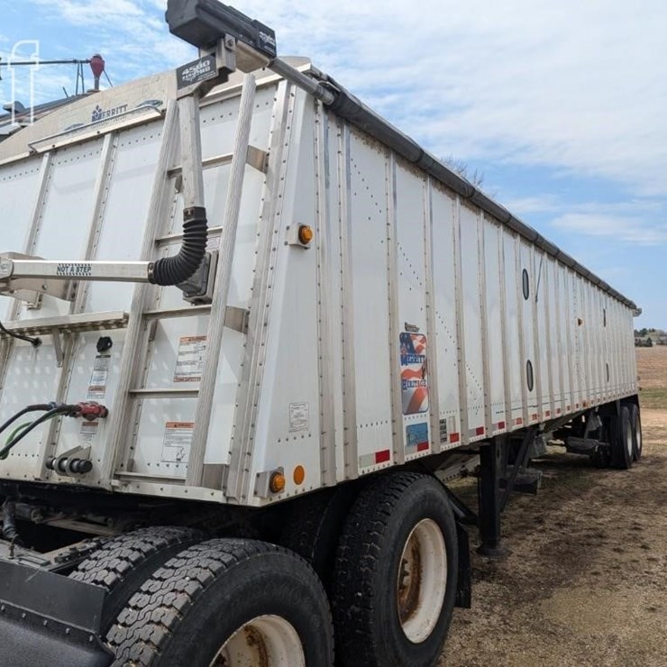 2014 MERRITT Grain Hopper