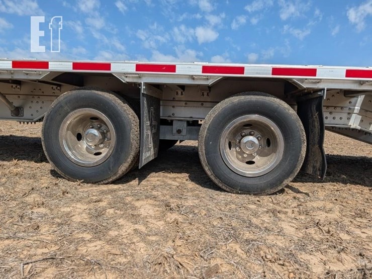 2013-crossman-gooseneck-trailer-image-10