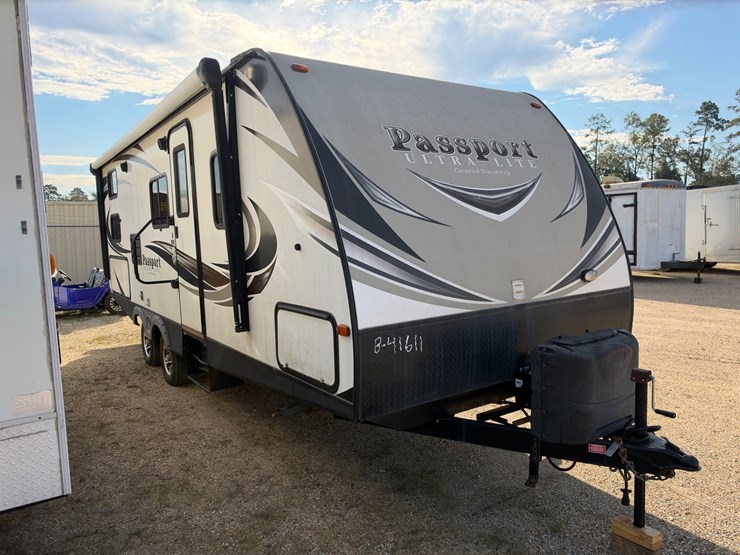 #41611-•-keystone-mobile-camper-image-2