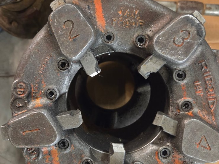 #64-•-rigid-2"-4"-hog-header-threader-image-1