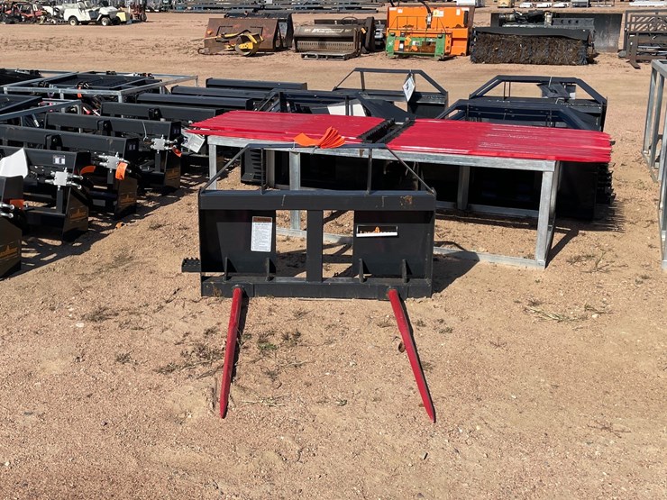 #4113-•-landhonor-skid-steer-bale-spear-attachment-image-10