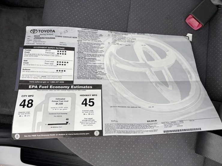 2009-toyota-prius-hybrid-sedan-image-27