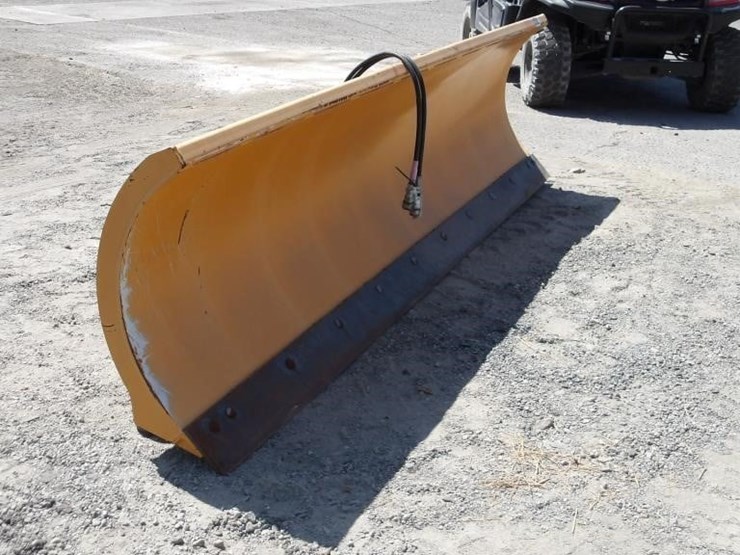 trackless-snow-plow-image-5
