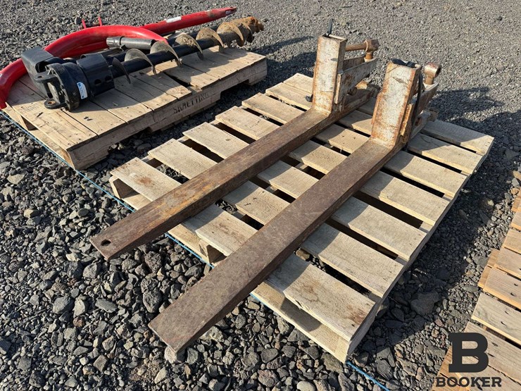 clamp-on-pallet-forks-image-1