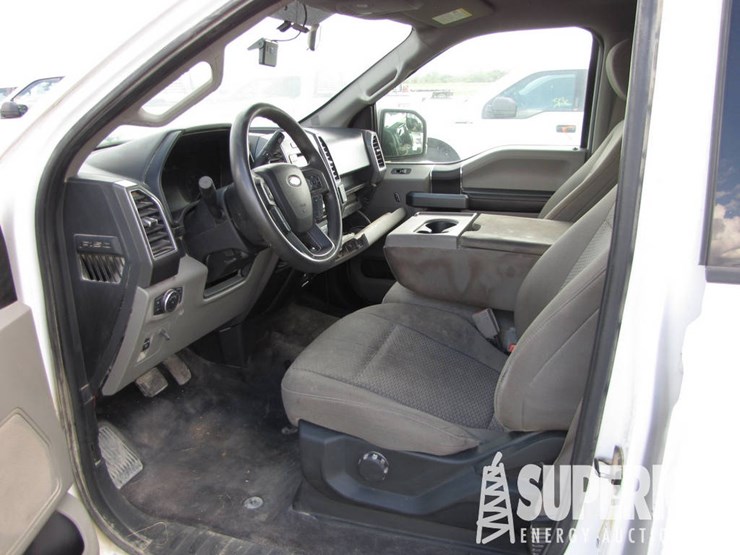 2018-ford-f-150-xlt-crew-cab-pickup-image-7