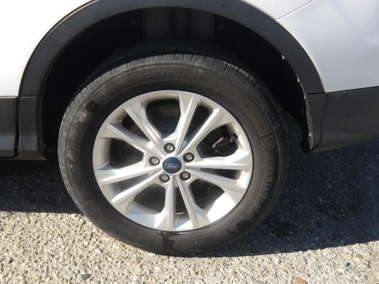2017-ford-escape-image-5