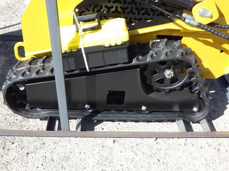 2026-agt-mx-crt23-skid-steer-loader-image-8