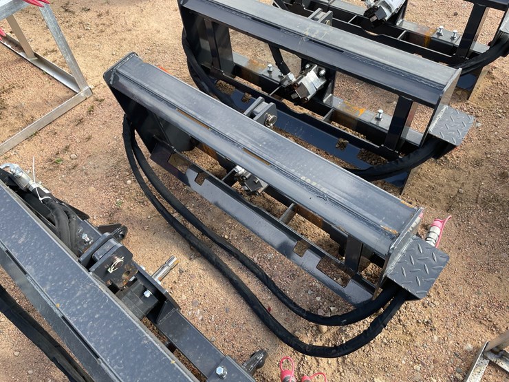 #4118-•-landhonor-skid-steer-3-point-hitch-adapter-image-8