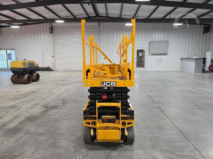 2023-jcb-s1930e-image-8