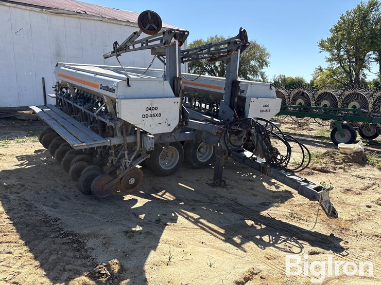 crustbuster-3400-45x8-drill-image-3
