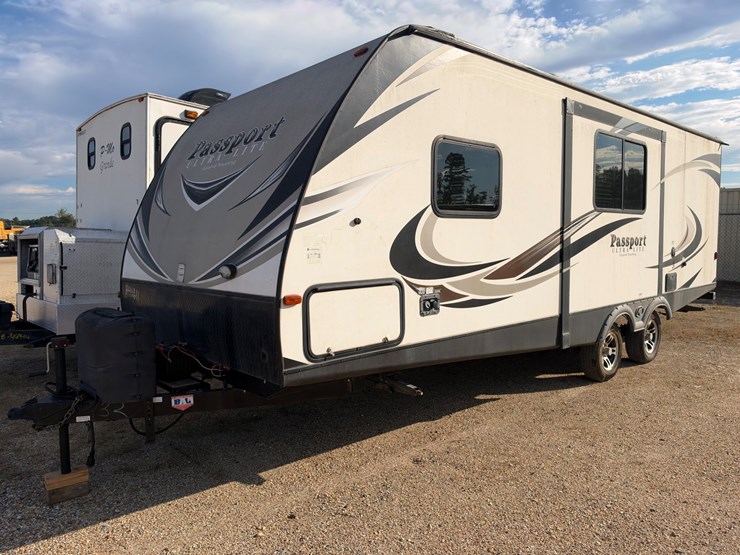 #41611-•-keystone-mobile-camper-image-1