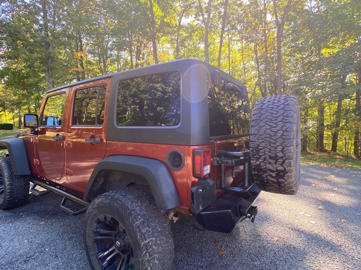 2014-jeep-wrangler-unlimited-image-4