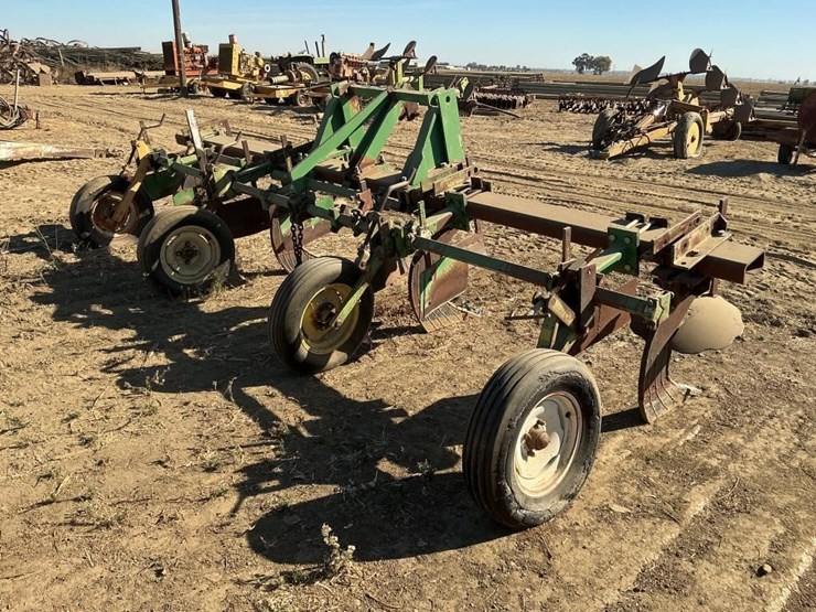 custom-3-pt-3-row-60"-bed-ripper-image-5