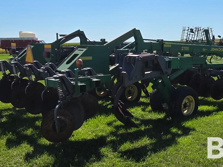 2010-john-deere-2700-mulch-ripper-image-5