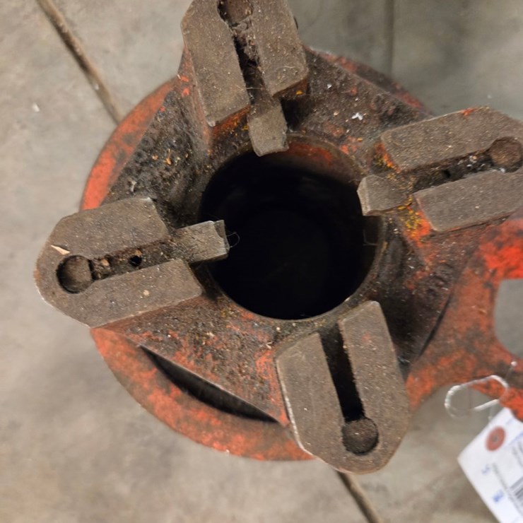 #68 • Rigid pipe threader