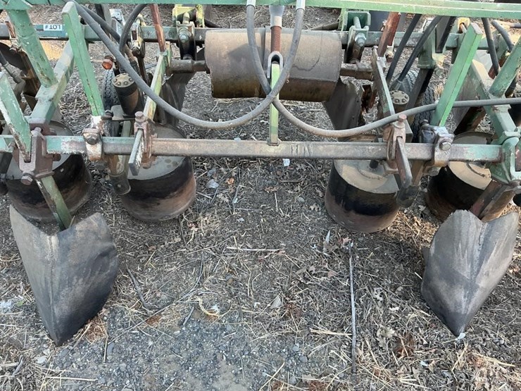 custom-3-pt-3-row-60"-hyd.-vine-trainer-image-11
